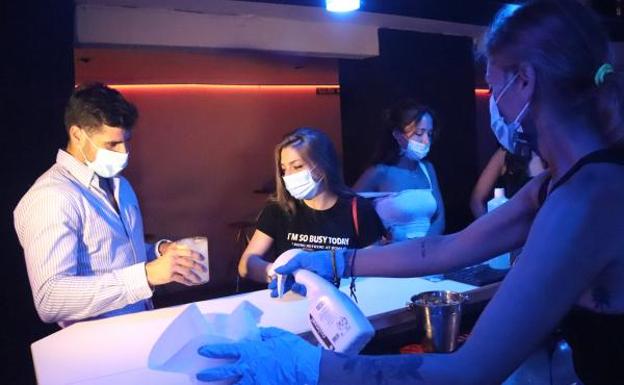 El ocio nocturno en Canarias cree que no llegará a final de año