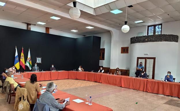 CC rompe el pacto en Haría