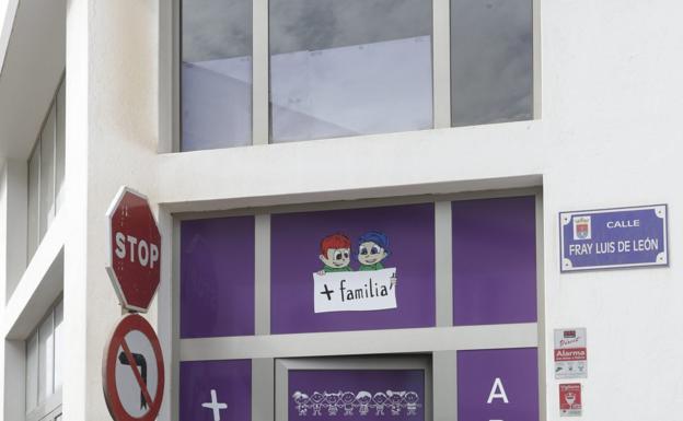 Punto de Encuentro Familiar, presentado en sociedad