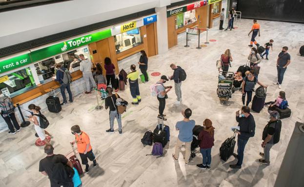 Canarias confía en reducir con el decreto los riesgos al reactivarse el turismo de invierno