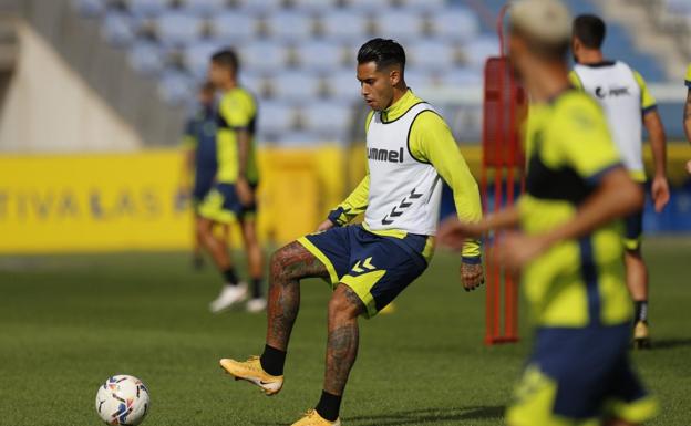 La primera línea de la UD toma el testigo para mirar la zona alta