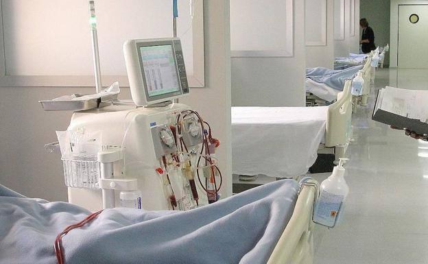 Solo Canarias logra bajar la presión en las UCI durante la última quincena