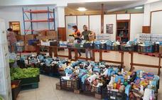 570 familias de Tías reciben ayuda local