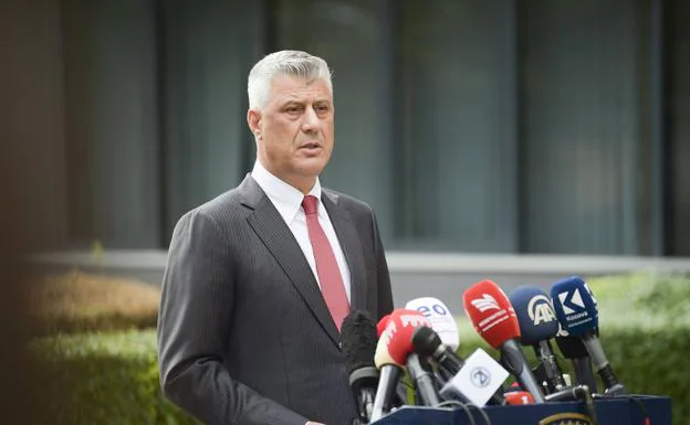 Dimite el presidente de Kosovo al ser acusado de crímenes de guerra