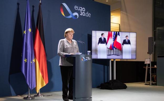 La canciller alemana Angela Merkel en una videoconferencia sobre el terrorismo 