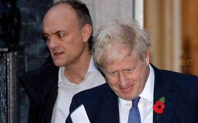 Boris Johnson purga a sus principales asistentes