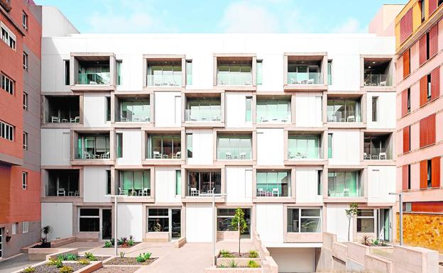 Edificios Singulares recibe el reconocimiento del Colegio de Arquitectos por su residencial Lola Massieu