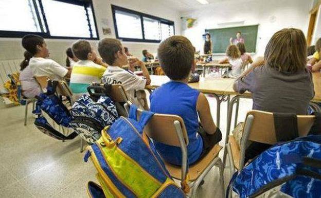 Educación convoca 1.377 plazas de profesores para 2021