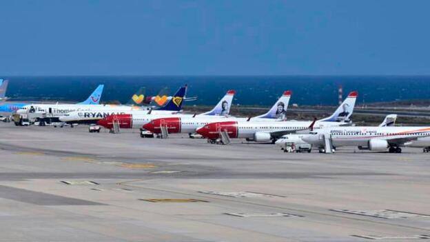 Las aerolíneas programan más de 173.000 plazas para Canarias en diciembre