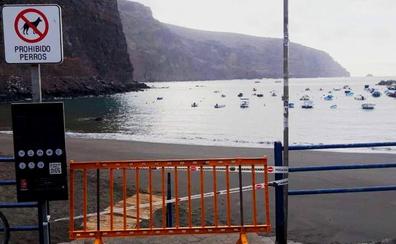 Valle Gran Rey trabaja para reabrir la playa de Vueltas tras el derrumbe