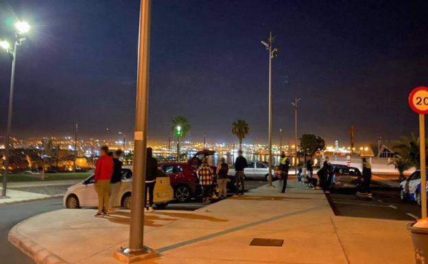 Le pillan sin mascarilla en la calle y se excusa en que se la habían robado