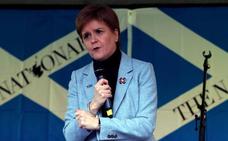 Sturgeon: «Escocia quiere regresar pronto a la UE»