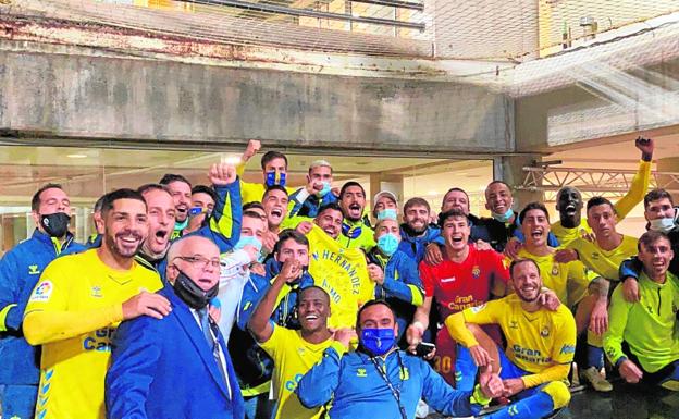 Aythami sí jugó ante el Sporting: su arenga en el descanso fue clave para que el equipo reaccionara