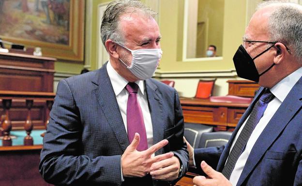 Torres negocia de forma directa con otras comunidades la derivación de inmigrantes