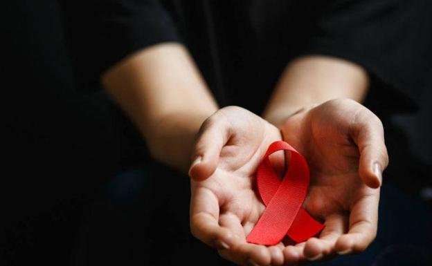 Unas 300 personas se infectan de VIH al año en Canarias