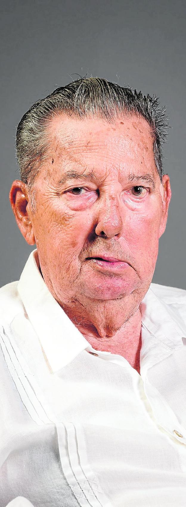 En recuerdo de Víctor Manuel Martínez Abolafio