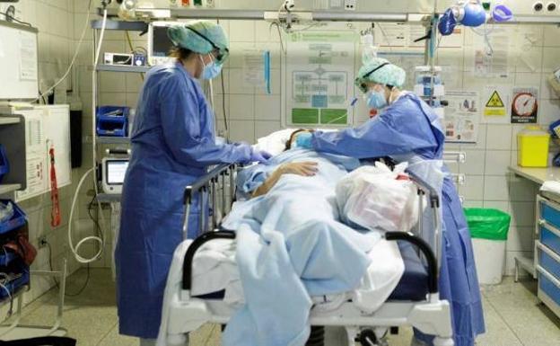 El 49% de las víctimas de covid en Canarias ha fallecido en los últimos tres meses