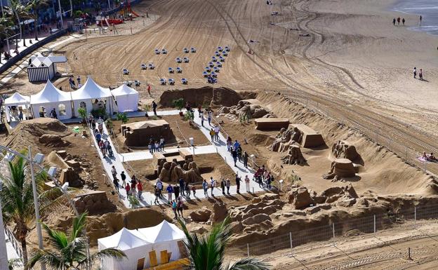 El Belén de Arena, icono navideño de la capital