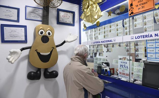 Los canarios gastan una media de 41,07 euros en Lotería de Navidad