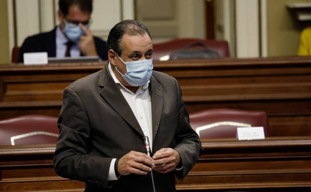 Sanidad admite que el impacto «brutal» de covid obliga a su reorganización