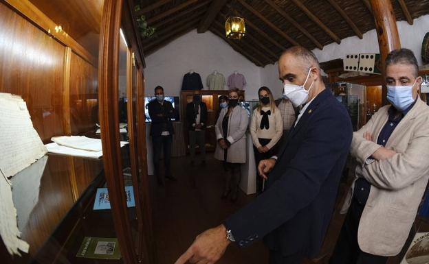 La Fundación Canaria Nanino Díaz Cutillas estrena sede en la Casa del Obispo de Ingenio, cedida por el Ayuntamiento