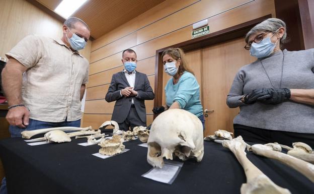 El Cabildo recupera 10.000 restos óseos de 169 aborígenes en Guayadeque