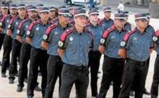 Los agentes de la Policía Canaria, los únicos empleados públicos que trabajan 37,5 horas