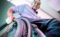 Toyota premia la creación de una silla de ruedas inteligente