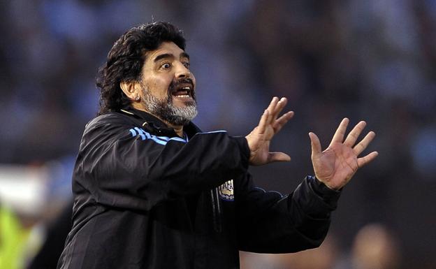 Los forenses no hallan alcohol ni drogas en el cadáver de Maradona