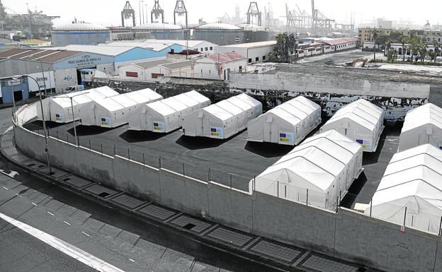 Cuenta atrás para que Mogán multe por alojar a inmigrantes en hoteles