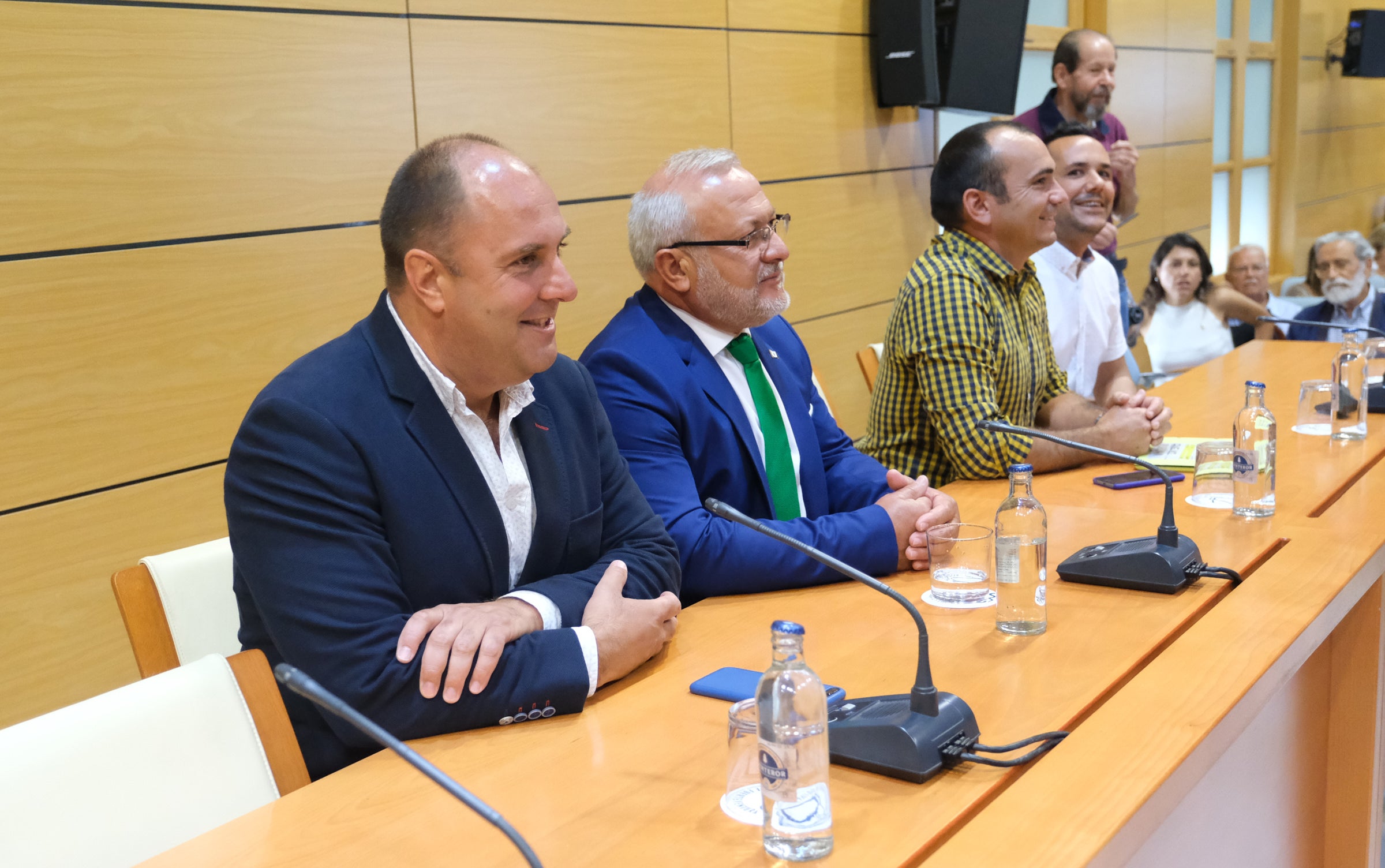 El pacto está servido: Marcelino Cerdeña acepta dejar el acta de consejero del Cabildo