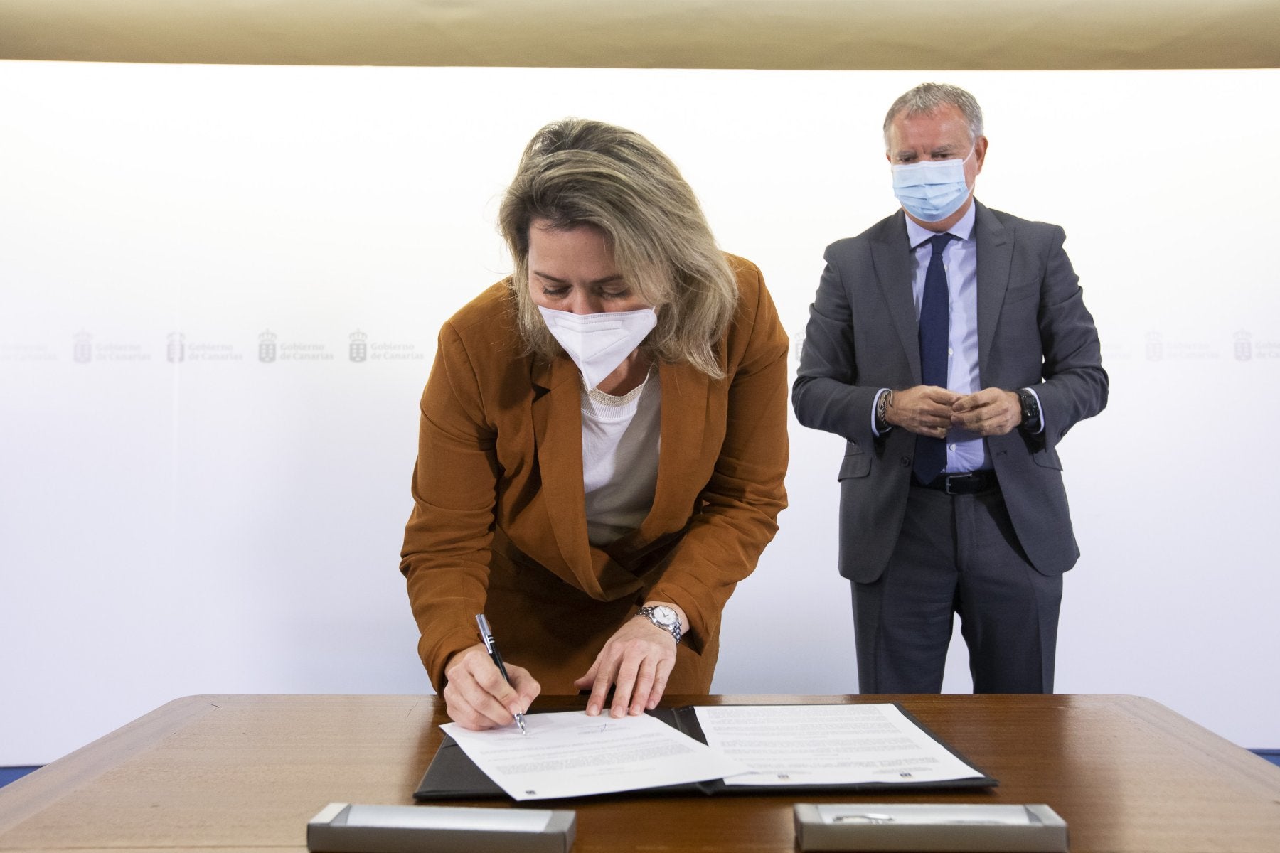 Puertos Canarios cede a Pesca 30 instalaciones para uso de las cofradías