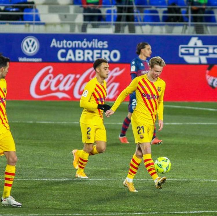 Vídeo: De Jong da los tres puntos al Barça
