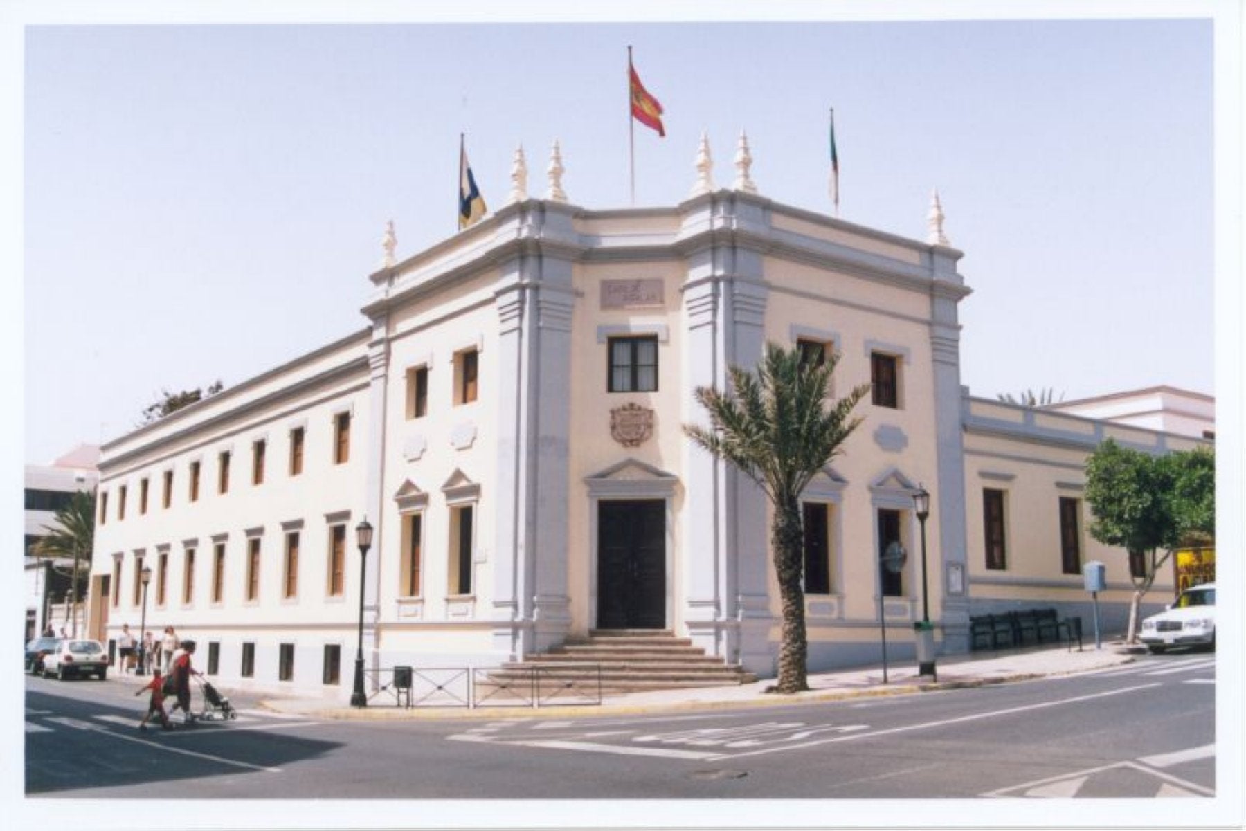 CC y PP escenifican su unidad de acción en el Cabildo