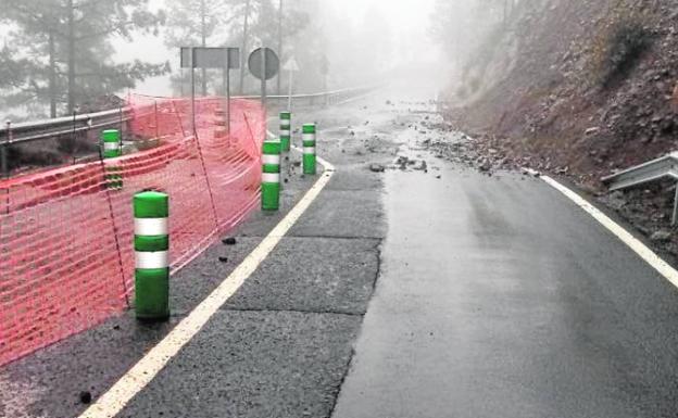 La intensa lluvia de Filomena da paso al fuerte oleaje y se espera nieve