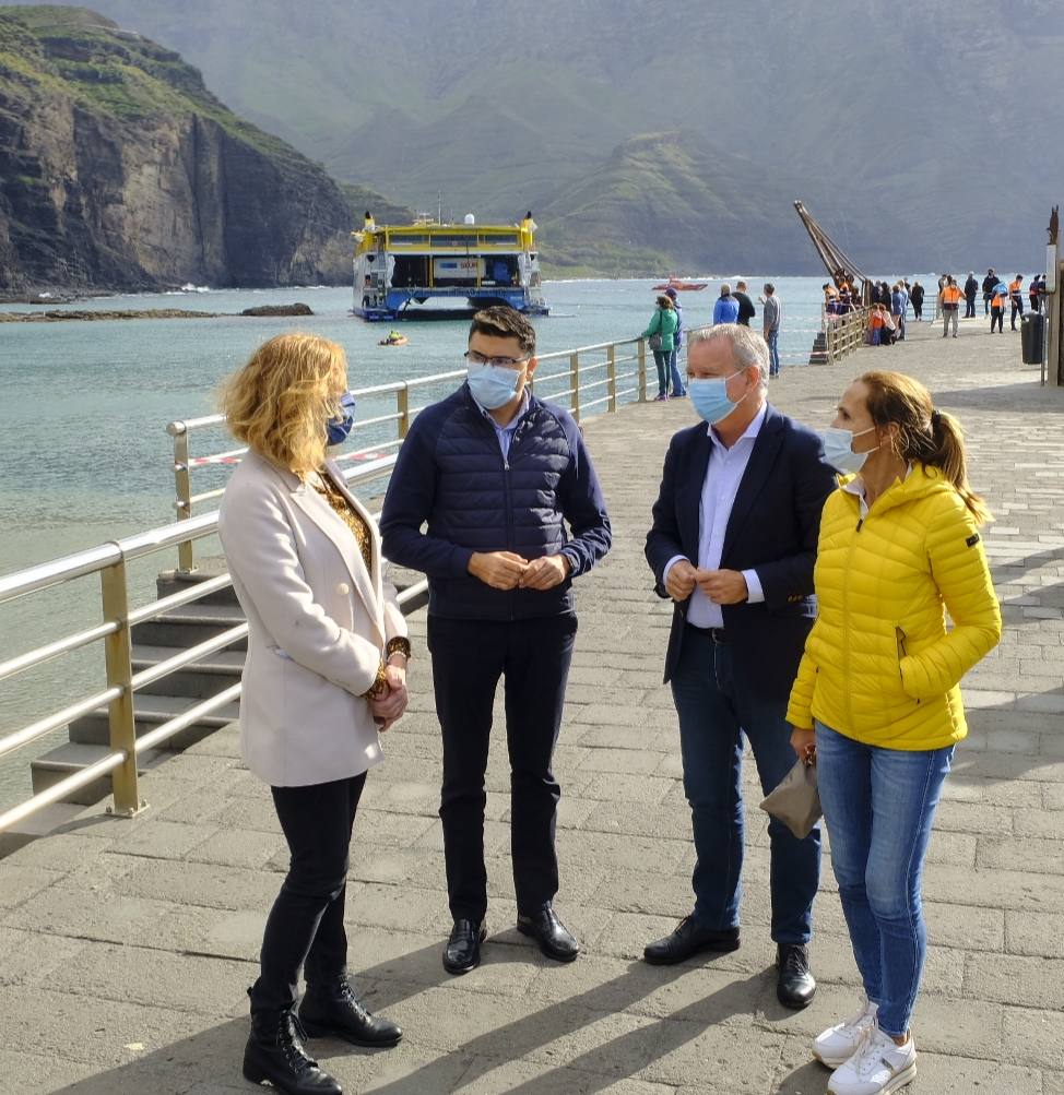 Un comité de emergencia, para rescatar el barco encallado sin dañar el medio ambiente