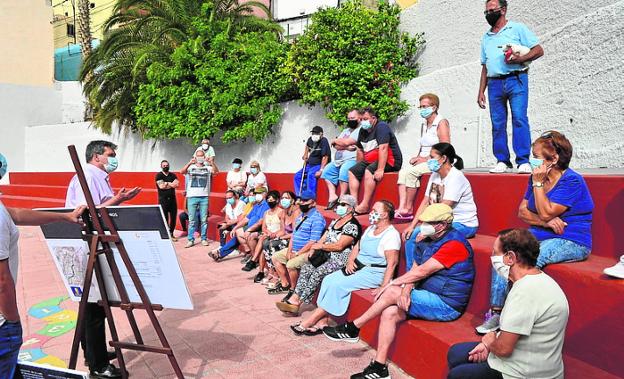 El Ayuntamiento adquirirá suelo para impulsar la rehabilitación de los riscos