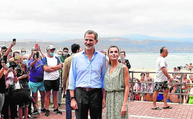 Con rey y sin reformas