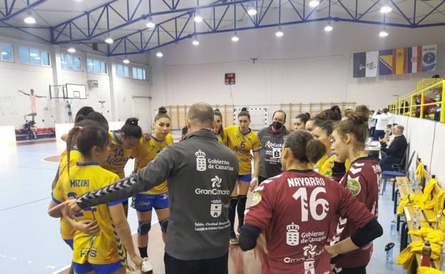 El Rocasa Gran Canaria aplasta al Grude y ya está en cuartos de final