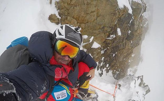 Tragedia y gloria en el K2: fallece el catalán Sergi Mingote y se holla por primera vez en invierno