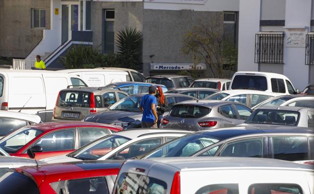 «Los que montan jaleo son nuevos, y no los que llevamos aquí muchos años»