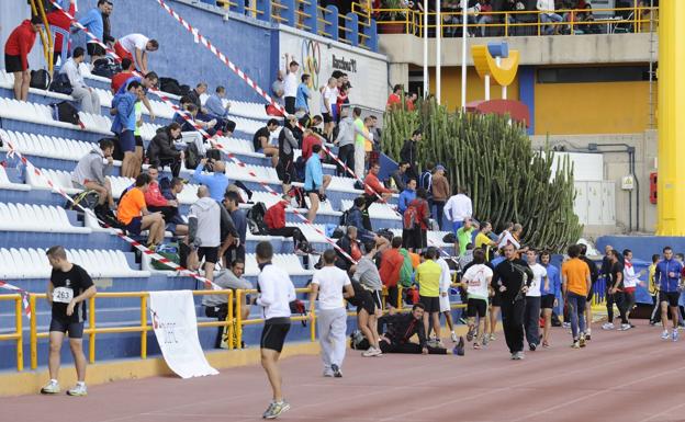 El delegado del Gobierno requiere la anulación de la oferta de empleo de 2020