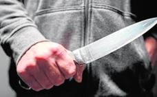 Amenaza con un cuchillo al personal del centro de salud de Las Remudas