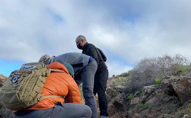 Nueva red de senderos con zonas de baño en Yaiza