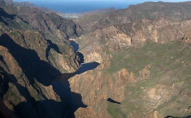 Encuentran a los senderistas perdidos en la zona del Charco Azul en Agaete