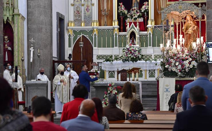 El obispo preside el día grande de la Virgen de Candelaria en Ingenio