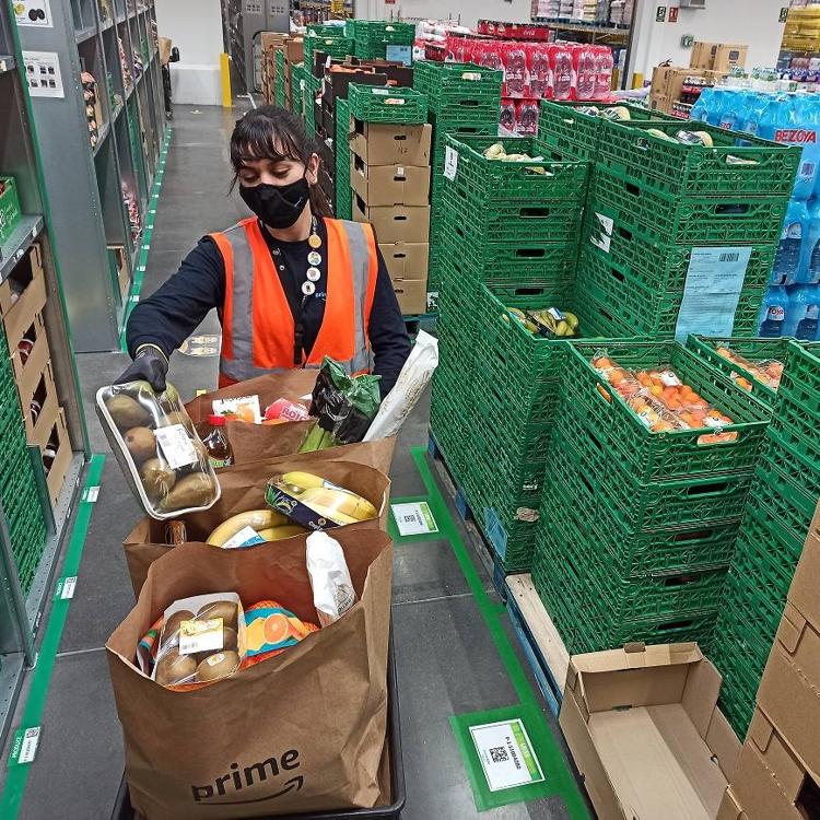 Amazon presiona a los supermercados con el nuevo servicio de envío de alimentos