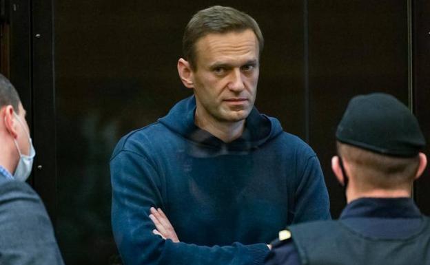 Navalni, condenado a dos años y ocho meses en una colonia penitenciaria