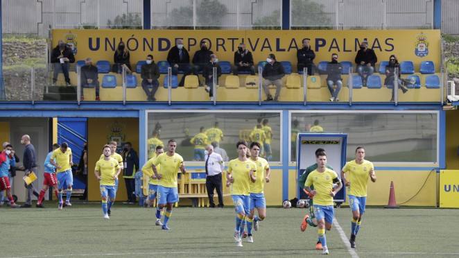 Vicente y Carpintier también dan positivo por covid en Las Palmas Atlético