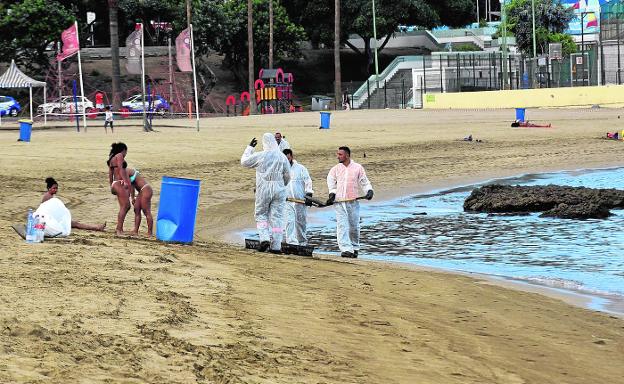 Las acusaciones mantienen las peticiones de condena para los dueños del barco del vertido